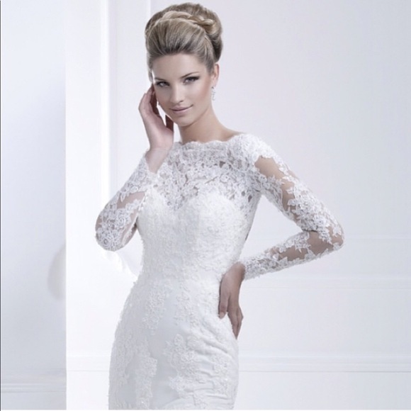 Ellis designer mermaid wedding dress - Picture 2 of 7